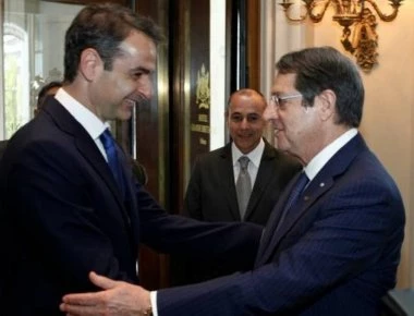 Συνάντηση Μητσοτάκη-Αναστασιάδη με θέμα συζήτησης το Κυπριακό